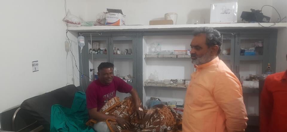 कुट्टू का आटा खाने से बीमार हुए लोगों के बीच पहुंचे स्वामी यतिस्वरानंद ,अधिकारियों को दिए निर्देश ।।