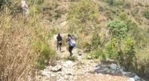 मंत्री के गृह जनपद के सड़को की हालत दयनीय। 2 Screenshot 20220416 090342 WhatsApp