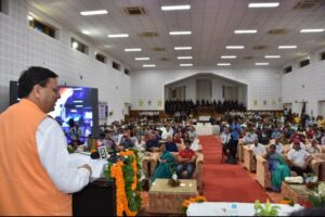 थॉमस कप की ऐतिहासिक जीत पर मुख्यमंत्री ने किया लक्ष्य सेन को सम्मानित,15 लाख की सम्मान राशि का चेक किया भेंट। 4 Screenshot 20220525 090257 WhatsApp