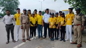 हरिद्वार शहर की यातायात व्यवस्था संभालनें के लिए प्रशिक्षित की गई जूनियर ट्रैफिक फोर्स शहर की सड़क पर उतरी। 3 IMG 20220903 WA0084 1