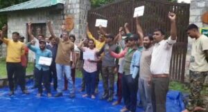 राजाजी टाइगर रिजर्व के कर्मचारियों ने वेतन न मिलने की वजह से किया कार्य बहिष्कार, जिसके चलते पार्क के कामकाज पड़े ठप। 2 Screenshot 20221009 093649 WhatsApp