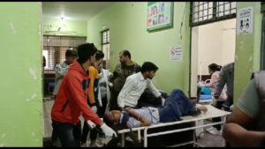 सितारगंज में 74 स्कूल बस और ट्रक की हुई जोरदार भिड़त। 3 IMG 20221114 172840