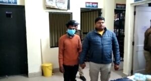 - 10 हजार के इनामी आरोपि को जीआरपी हरिद्वार की टीम ने धर दबोचा। 2 IMG 20221120 103858