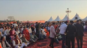 श्यामपुर की जन चौपाल में पहुंचे मुख्यमंत्री धामी, 5 लाख से अधिक लाभार्थियों का दावा चारधाम यात्रा और 2027 कुंभ की तैयारियों पर भी दिया बड़ा संदेश